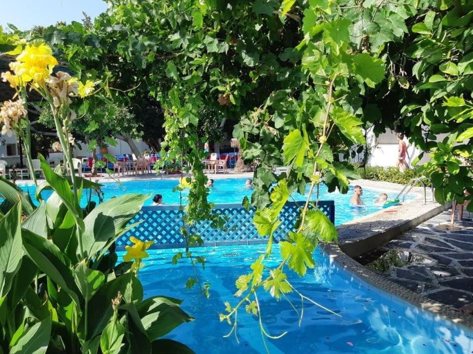 Oasis Hotel Bungalows Rhodes Afándu Kültér fotó